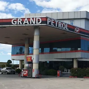 Grand Petrol 4*, Fier Albania